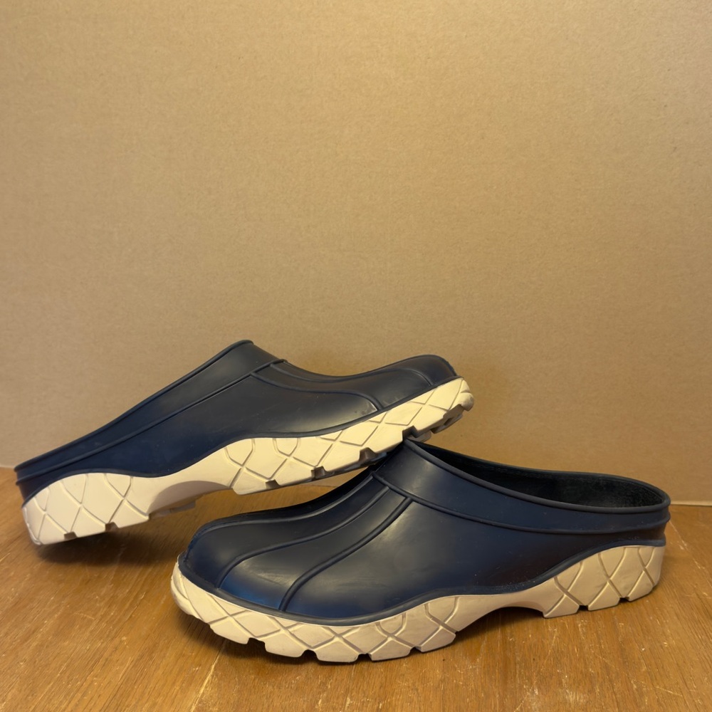 Vintage LL Bean Style Men's Navy Waterproof Slip-On Clogs